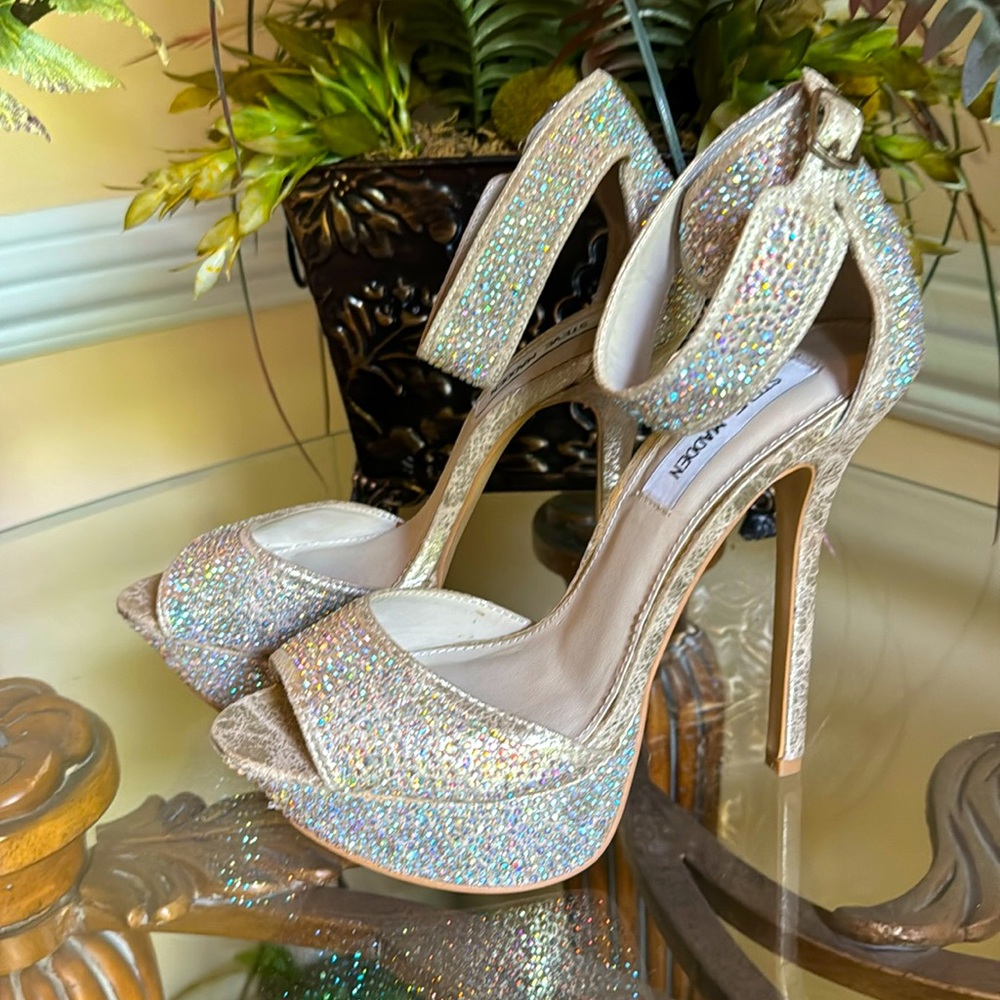 Steve Madden CARRIIE Crystal Bling Platform Ankle Strap Sandal Size 7.5